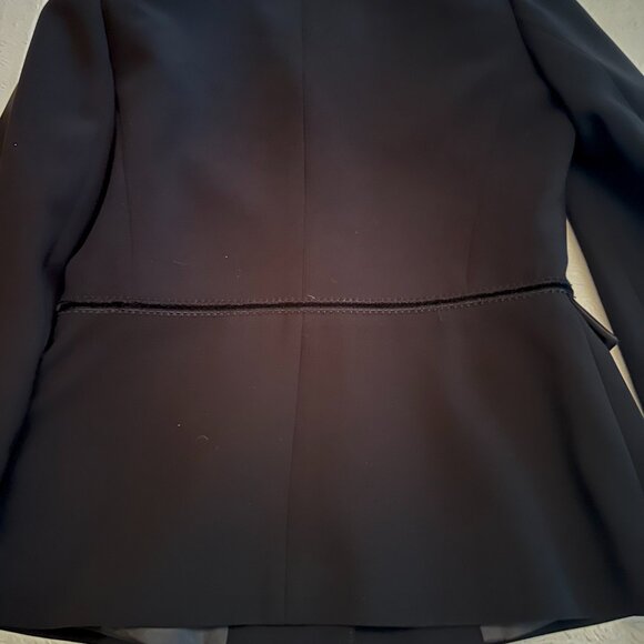 Tahari Wms Black fully lined 2 piece Pants Suit size 8 - Picture 7 of 14